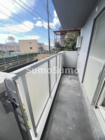 物件内観写真14　(暖かな日差しのふりそそぐバルコニー)