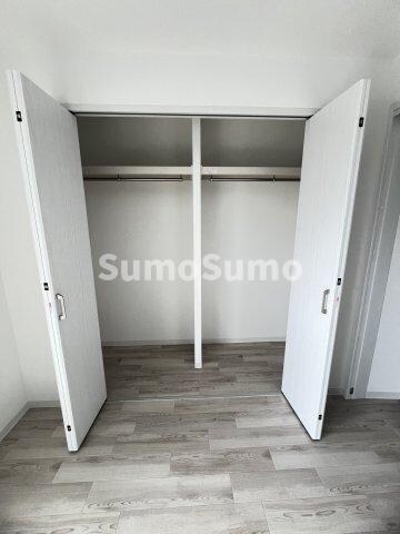 物件内観写真15　(ちょっとした収納スペースも充実しています)