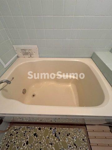 物件内観写真12　(落ち着いた空間のお風呂です)