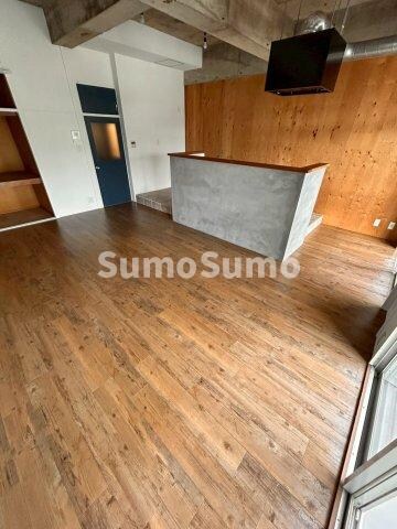 物件内観写真18　(使いやすい居間です)