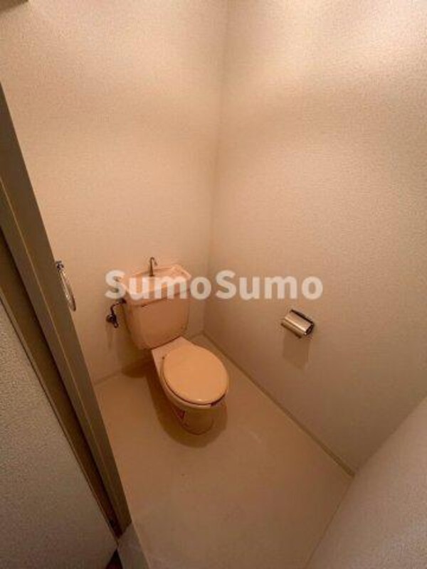 トイレ(落ち着いたトイレです)