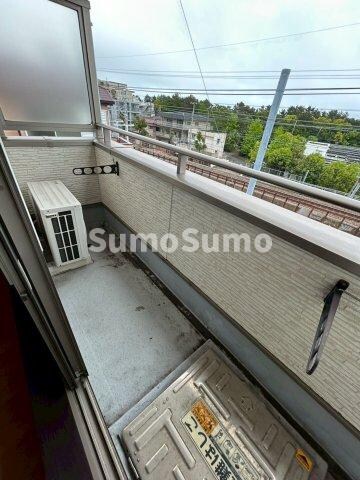 物件内観写真11　(バルコニーがあります)