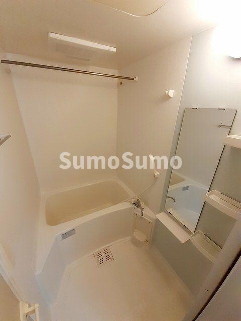 物件内観写真7　(コンパクトで使いやすいお風呂です)
