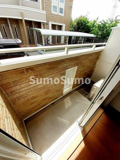 物件内観写真12　(外からの目が気にならないバルコニーで洗濯物が干せます)