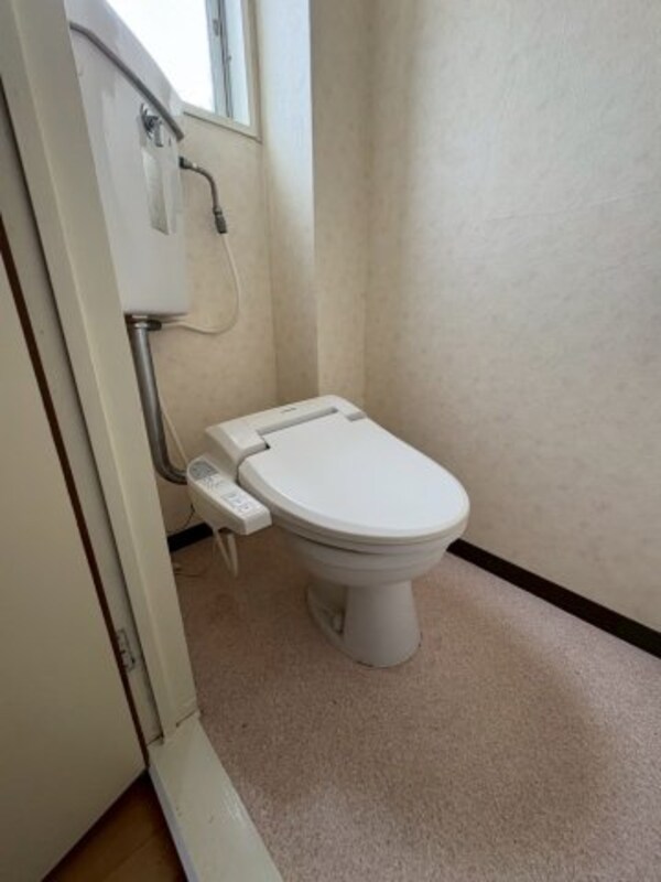 トイレ(シンプルで使いやすいトイレです)