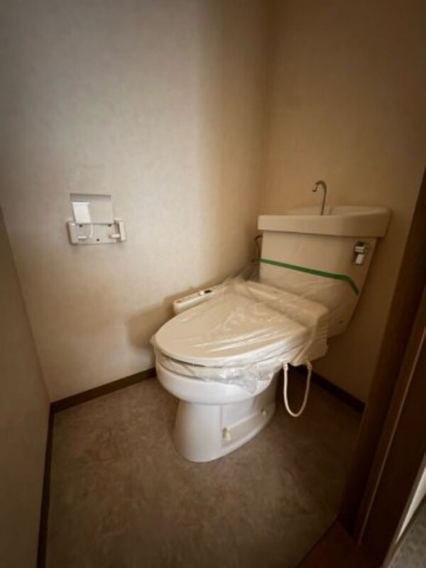 トイレ(コンパクトで使いやすいトイレです)