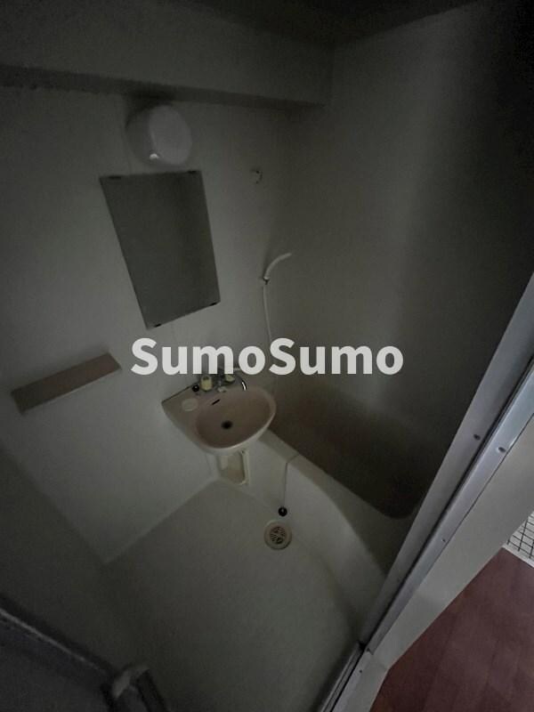 浴室(コンパクトで使いやすいお風呂です)