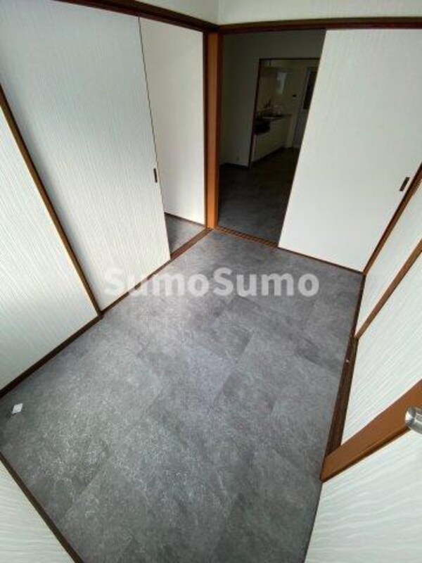 居室(使いやすい居間です)