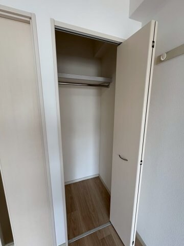 物件内観写真12　(収納スペース豊富です)