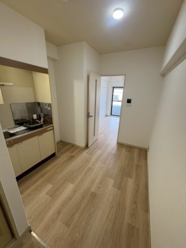 居室(ゆったり過ごせる居間です)