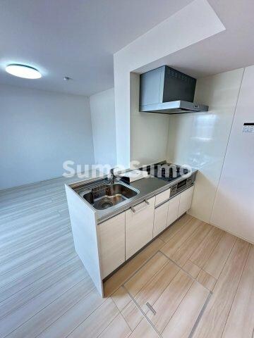 物件内観写真5　(キッチンでお料理をお楽しみください)