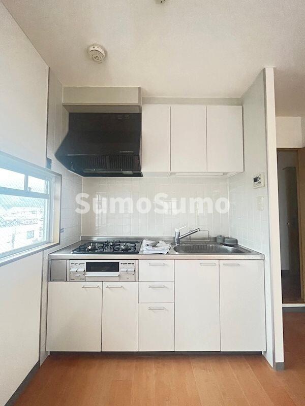 物件内観写真5　(使いやすいキッチンです)