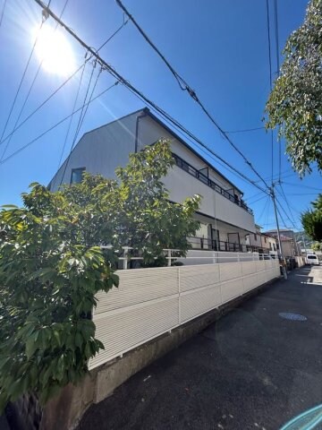 物件外観写真2　