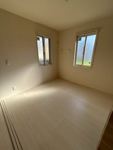 物件内観写真21　(使い勝手のいい寝室です)