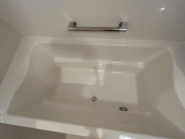 物件内観写真29　(ゆったり過ごせるお風呂です)