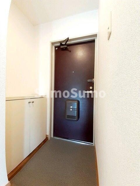 物件内観写真3　(毎日通る玄関はこちらです)