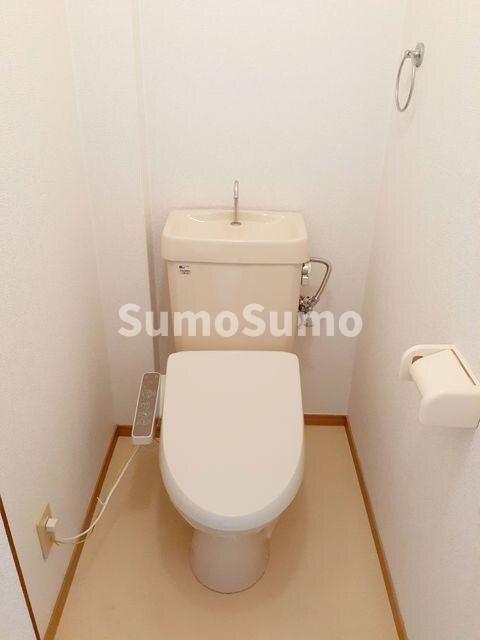 物件内観写真9　(トイレもきれいです)