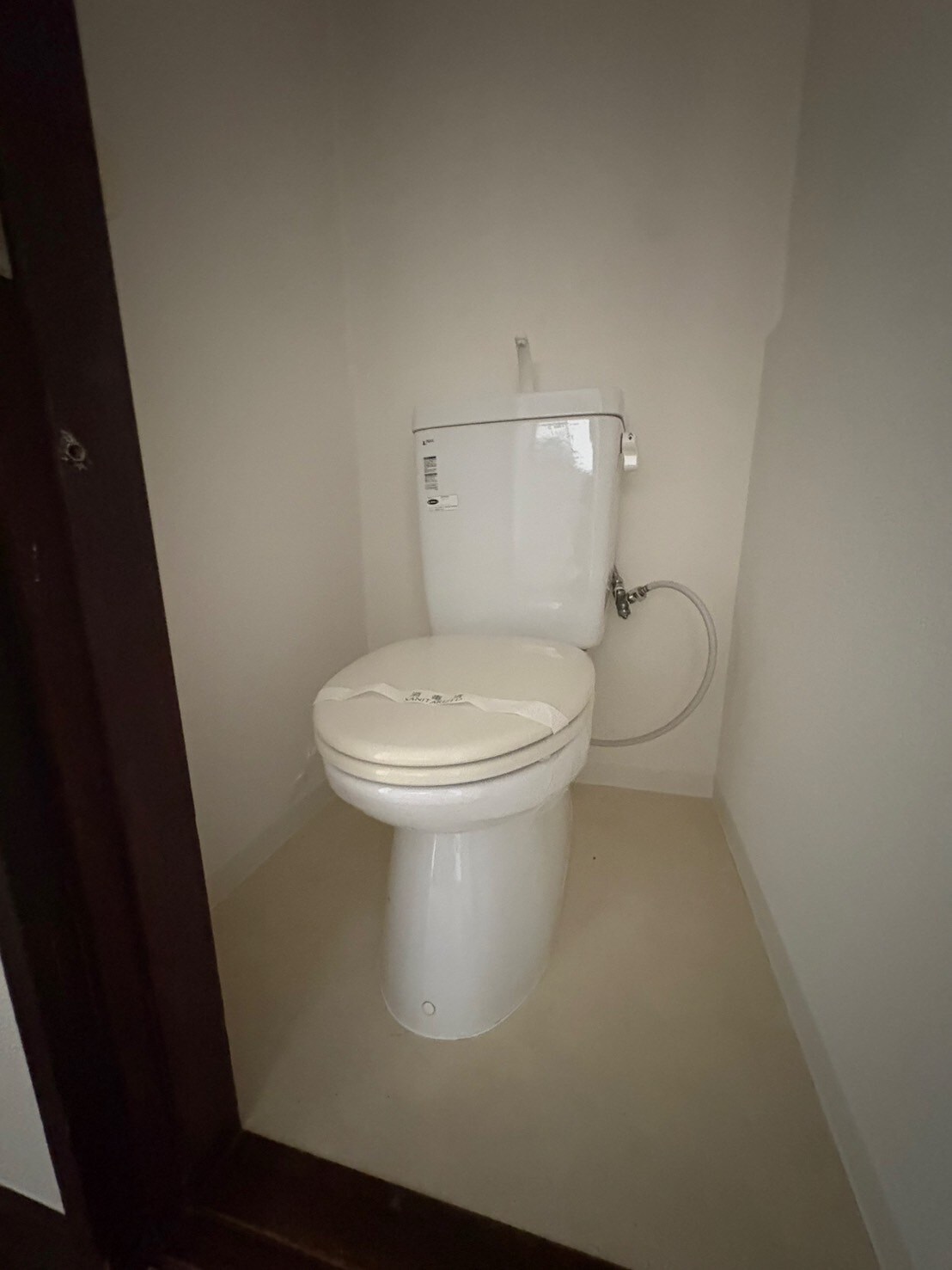 物件内観写真10　(清潔感のあるトイレです)