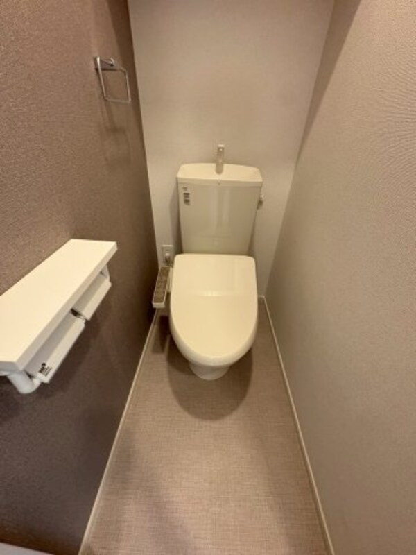 トイレ(シンプルで使いやすいトイレです)