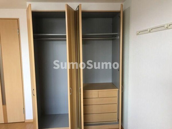 収納(専用の収納スペースです
十分な収納スペースがあります)