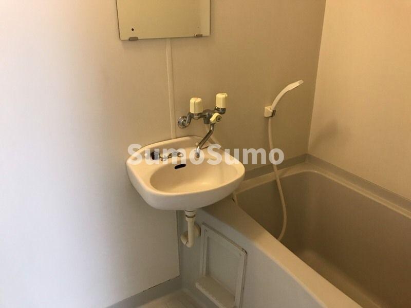 物件内観写真7　(落ち着いた空間のお風呂です)