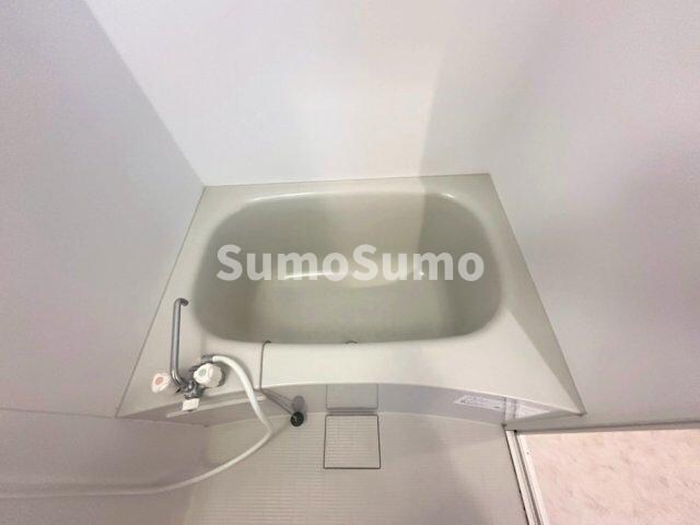 物件内観写真15　(コンパクトで使いやすいお風呂です)