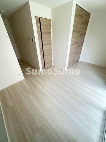 物件内観写真5　(おしゃれなリビングです)