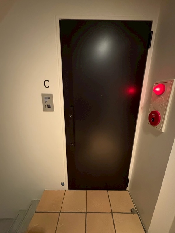 玄関(シンプルで使いやすい玄関です)