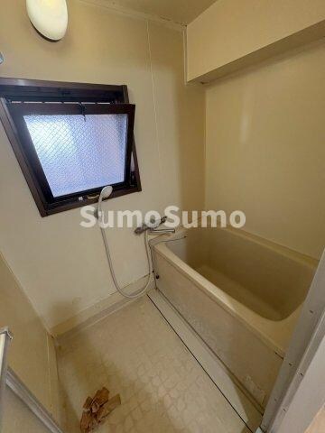 物件内観写真7　(きれいなお風呂です)