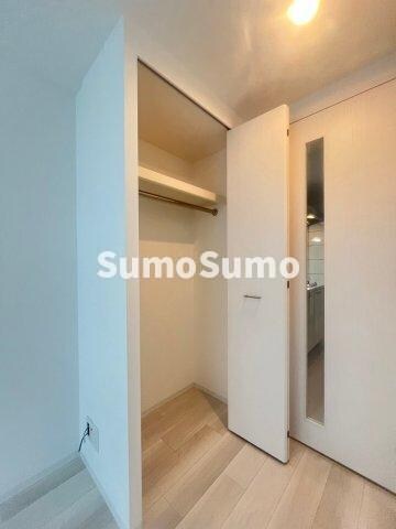 物件内観写真14　(収納豊富です)