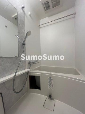 物件内観写真18　(落ち着いた空間のお風呂です)