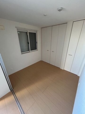 物件内観写真4　(落ち着いて過ごせるお部屋なので、寝室にいかがでしょうか)