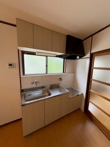 物件内観写真4　(きれいなキッチンです)