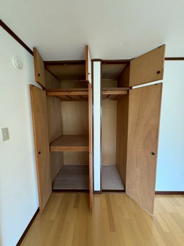 物件内観写真23　(収納のためのスペースです)