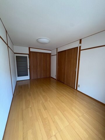 物件内観写真24　(落ち着いて過ごせるお部屋なので、寝室にいかがでしょうか)