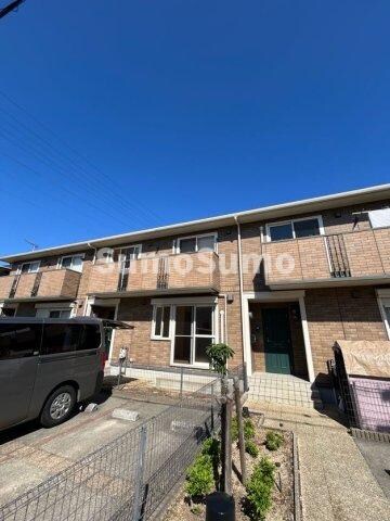 物件外観写真3　(外観もきれいです)