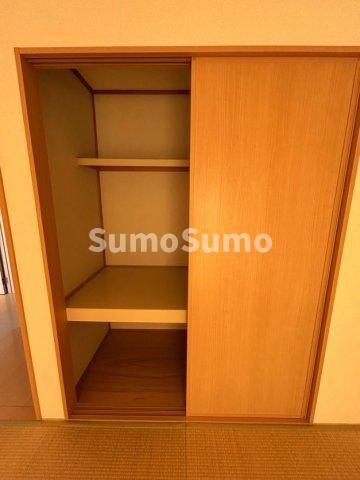 物件内観写真13　(こまごまとしたものを収納できそうですね)