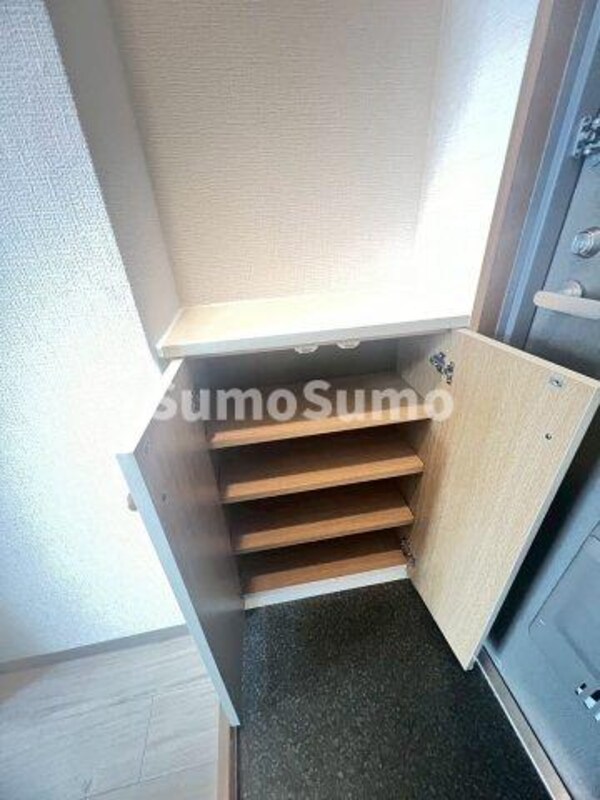 収納(こまごまとしたものを収納できそうですね)