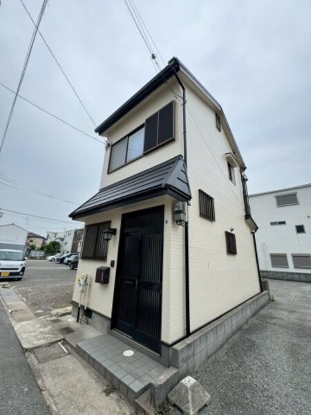 青葉町1丁目リノベ物件外観写真