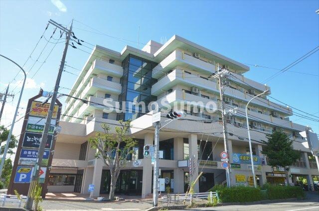 物件外観写真1　(きれいな外観です)