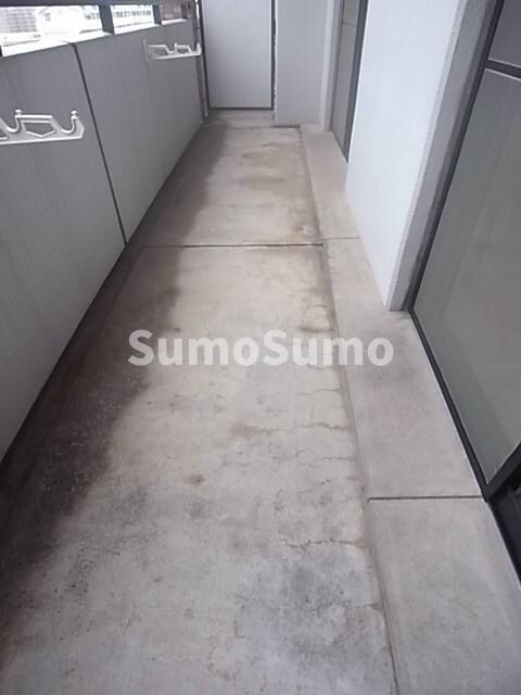 物件内観写真9　(バルコニー付きです)