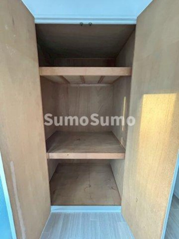 収納(便利な収納スペースです)