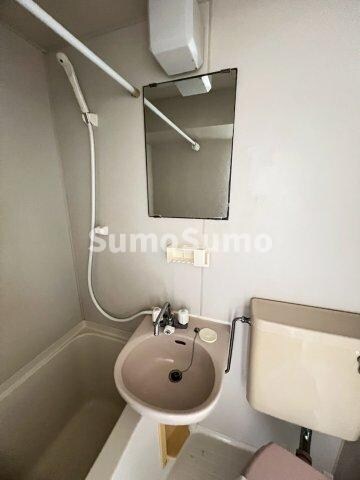 物件内観写真8　(使いやすい洗面所です)