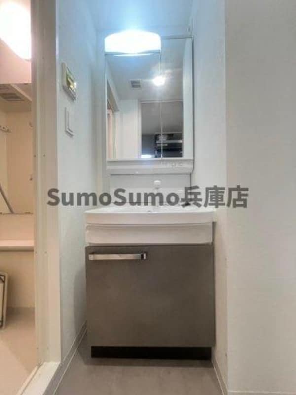 洗面・脱衣所(コンパクトで使いやすい洗面所)
