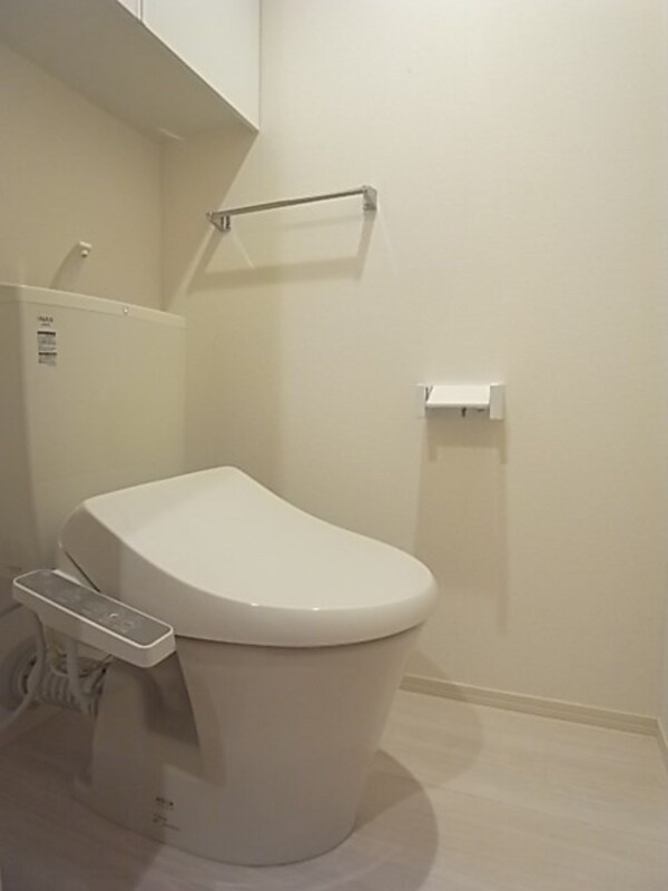 トイレ(シンプルで使いやすいトイレです)