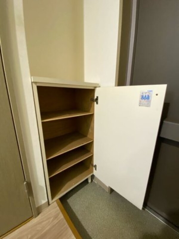 収納(たっぷりとした収納スペースです)