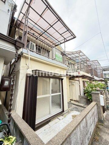 物件外観写真2　(おしゃれな外観です)