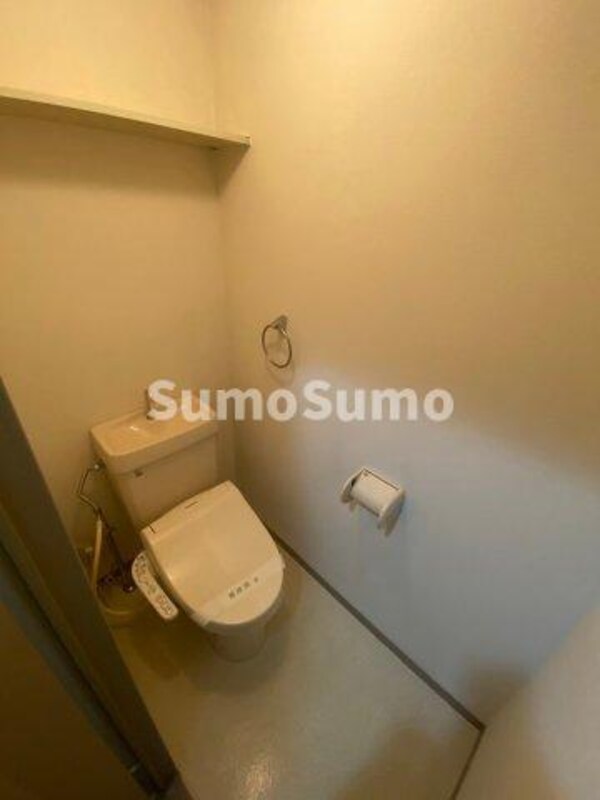 トイレ(ゆったりとした空間のトイレです)