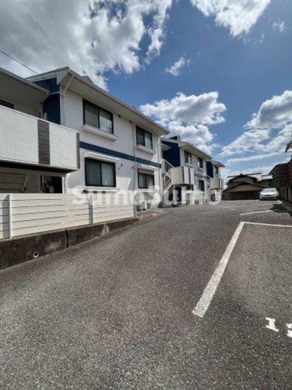 駐車場(駐車場完備です)