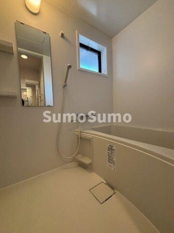 物件内観写真7　(落ち着いた空間のお風呂です)